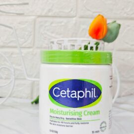 Cetaphil Moisturizing Cream for Dry to Very Dry Skin 550g